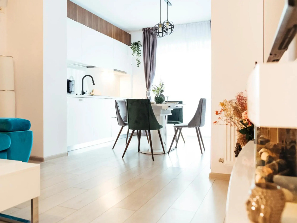 Cozy Special Pallady Apartament with Heated Courtyard