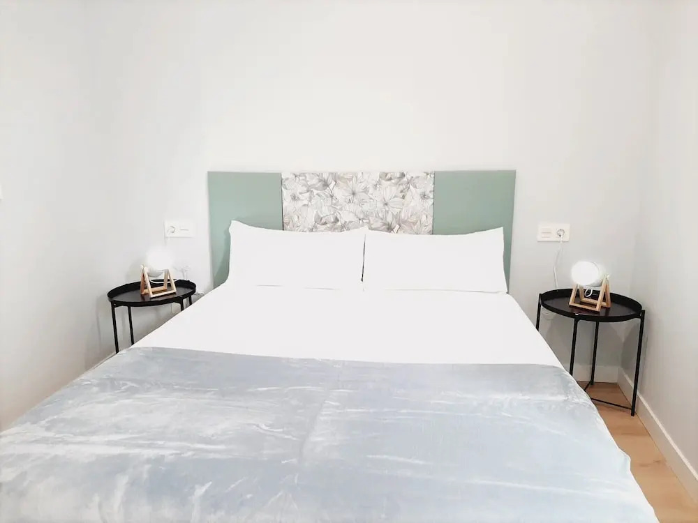 Hostal Carmen by gaiarooms