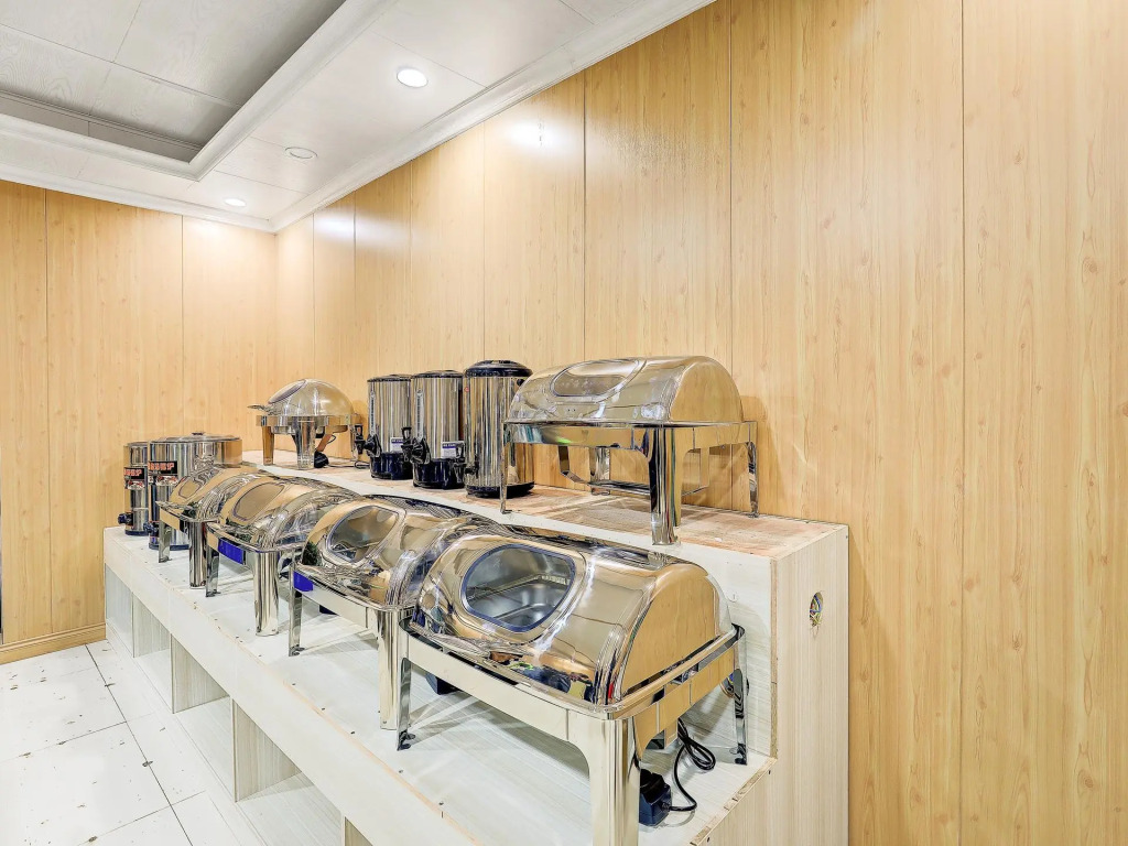 Chonpines Hotel·Jining Railway Station Wanda Plaza
