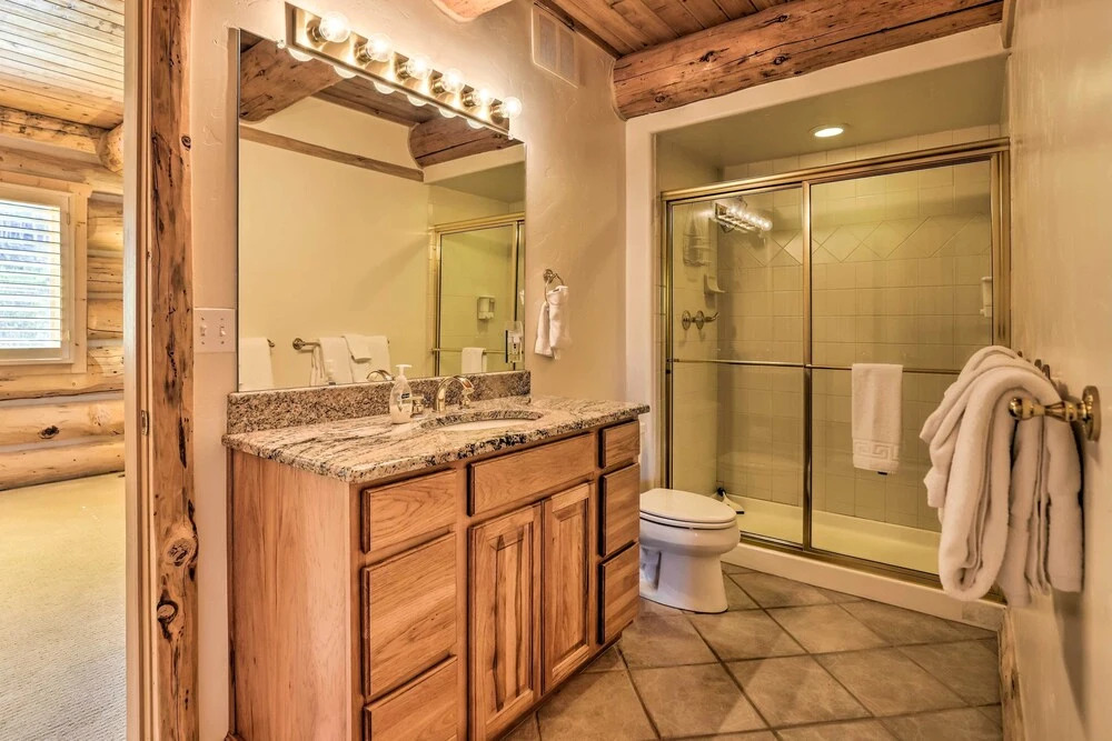 Skiing & Hiking Access: Spacious Granby Cabin!