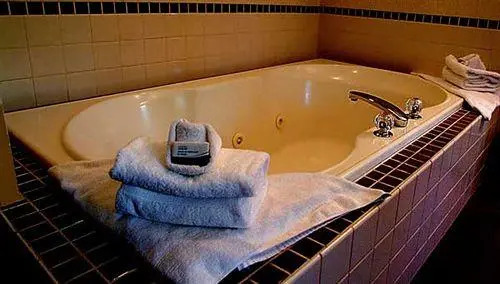 Plymouth Suites