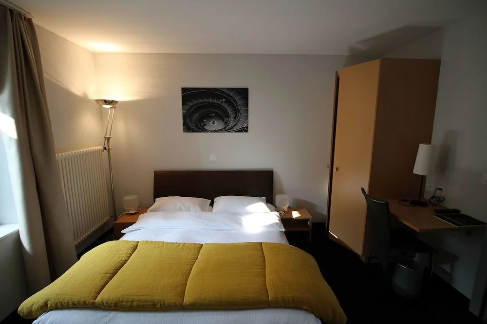 La Clef DOr Auberge Communale