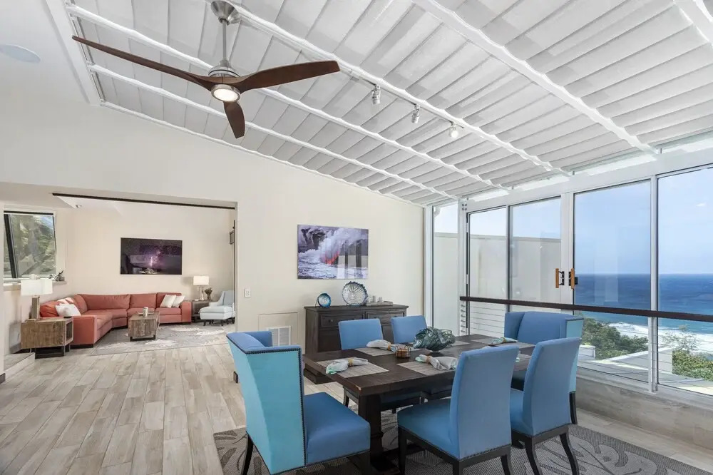 Puu Poa 407 2 Bedroom Condo by RedAwning