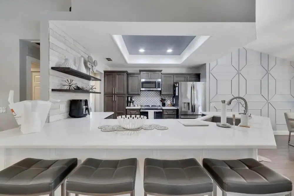 1331 Normandy Cir