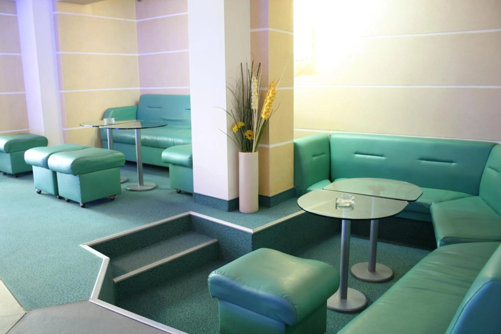ALPHA family HOTEL