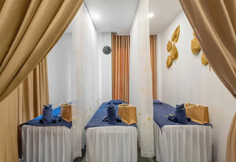 Seaside Boutique Hotel Nha Trang Beach