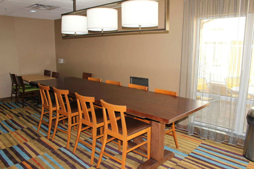 Fairfield Inn & Suites Kansas City Liberty