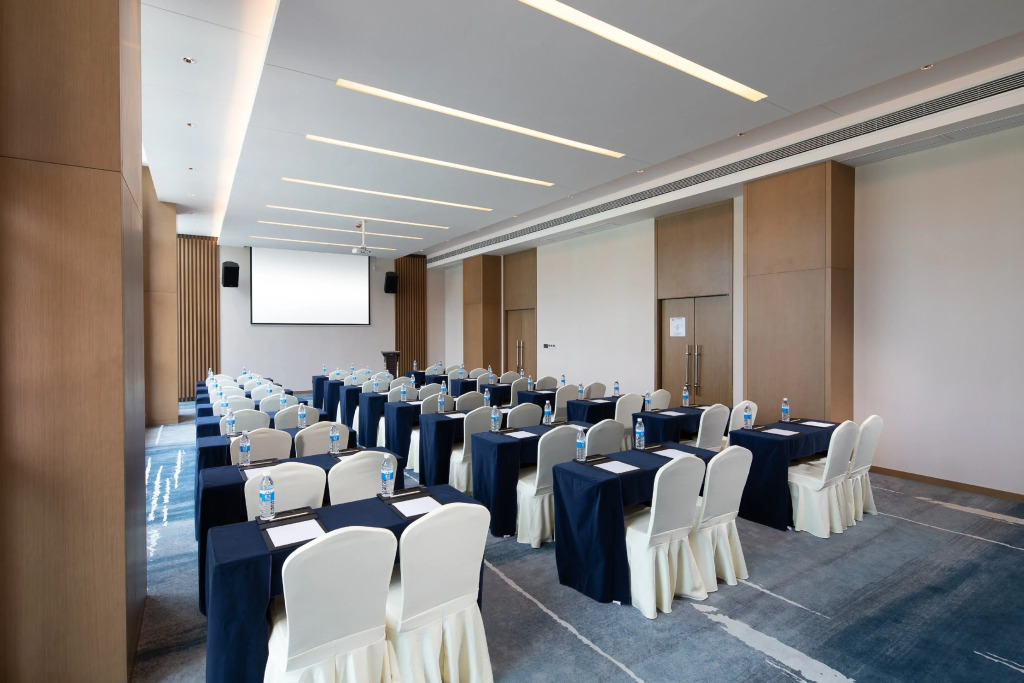 Holiday Inn Express Chengdu Longquanyi North by IHG