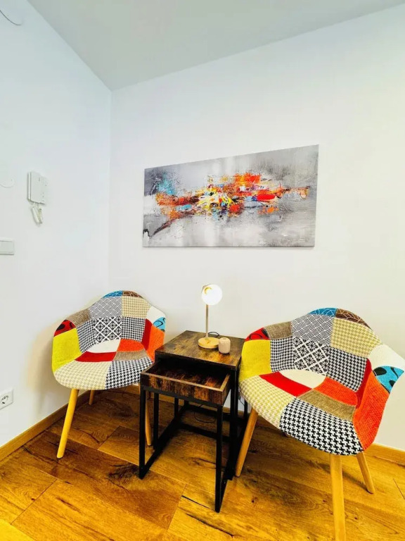 Cozy 5BR Apartment Near Kaufpark