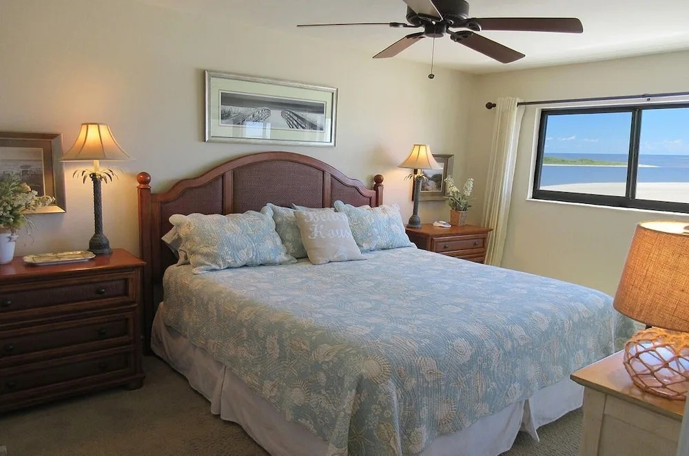 Carlos Pointe 612 2 Bedrooms 2 Bathrooms Condo