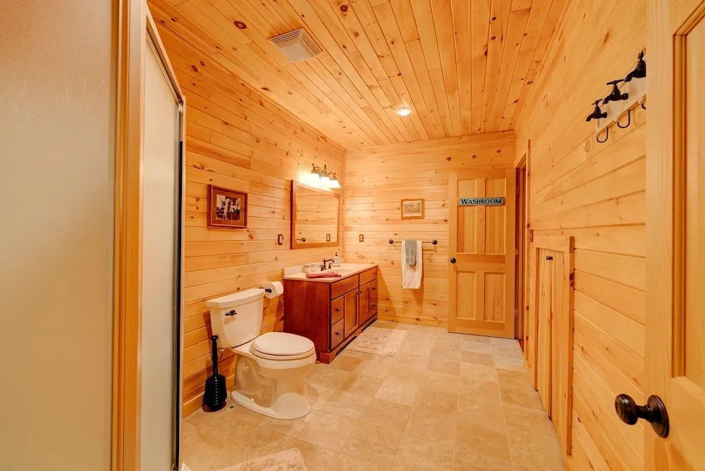 Mount Snow Cabin with Private Hot Tub by RedAwning