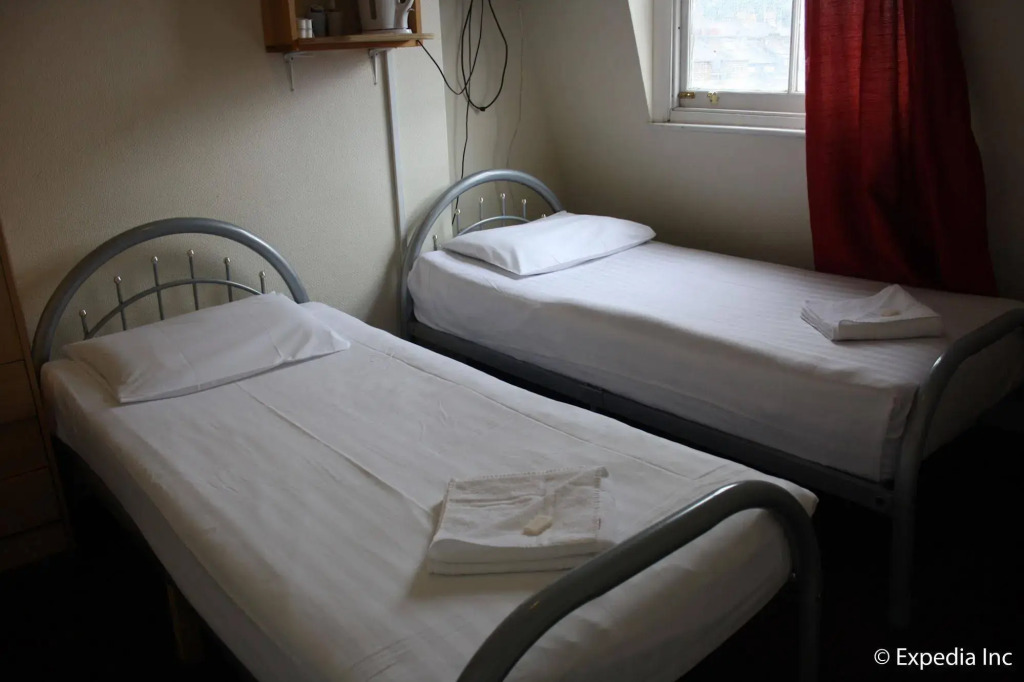 Daisy Hotel