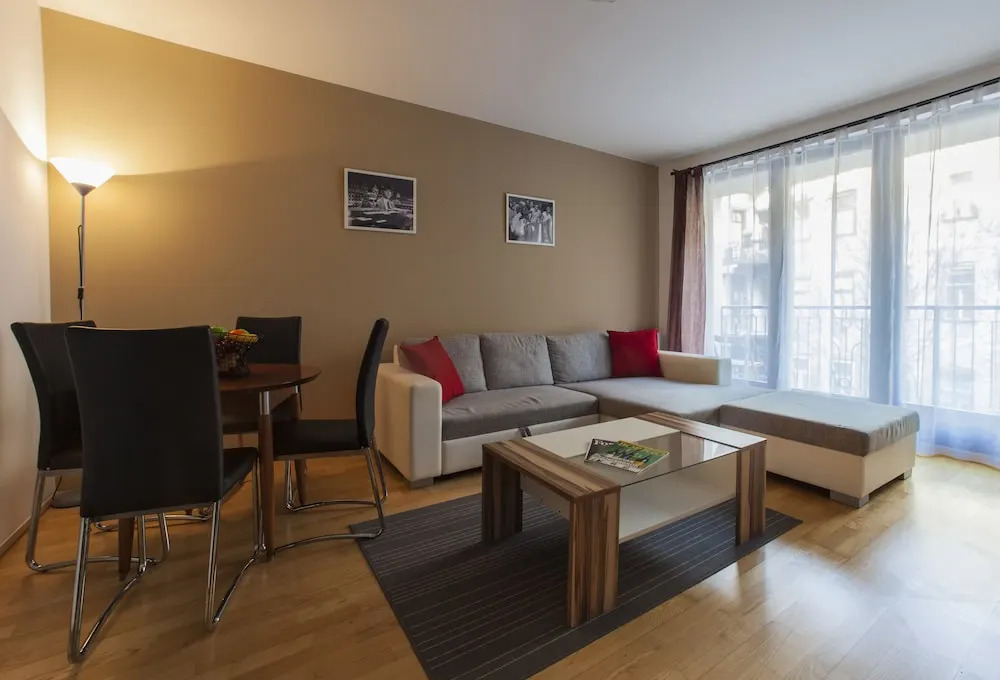Club 99 Apartments