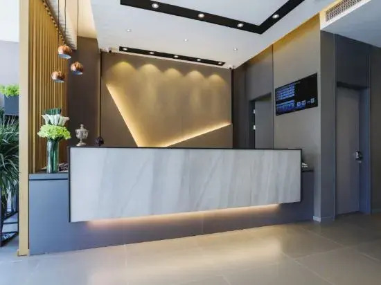 Homeinn Selected Hotel (Nanjing Provincial Women and Children's Hospital Longjiang Subway Station)