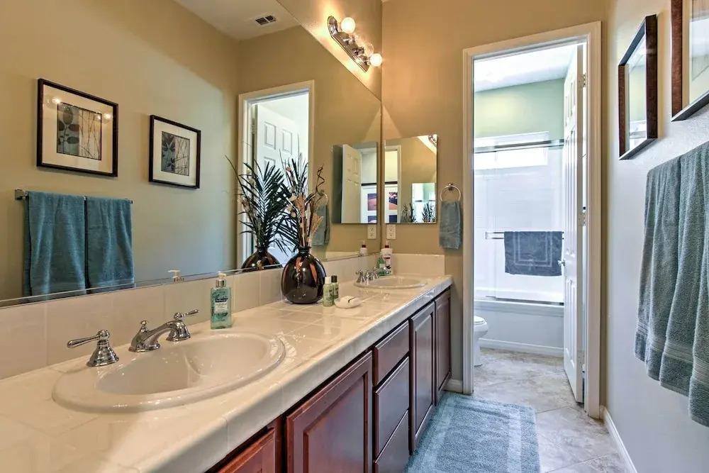 6 Mi to Coachella: Updated Home w/ Pool & Spa