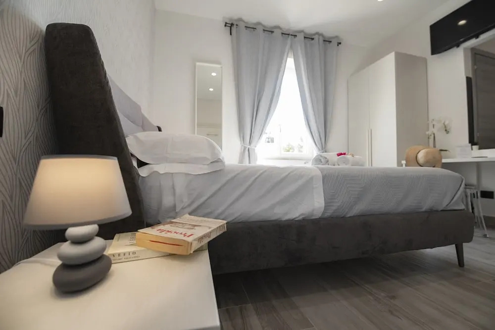 LA DOLCE VITA ROOMS