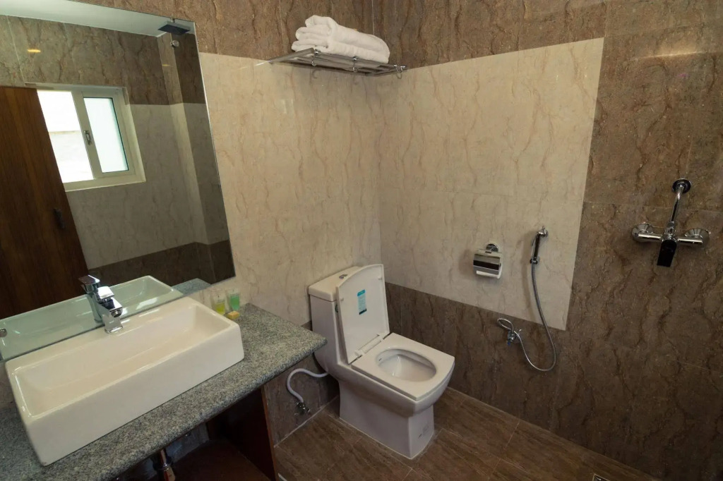 Hotel Mountain View - Lakeside Pokhara