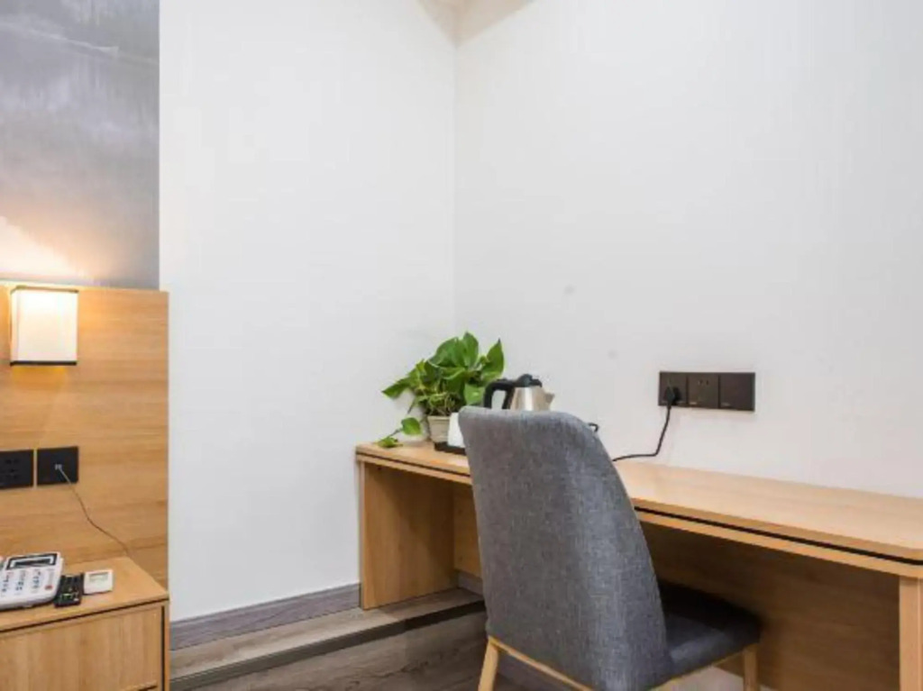 Shankee Hotel (Suzhou Xingye Life Plaza Beigang Road Subway Station)