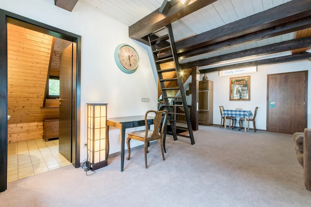 Private Apartment August-Voß-Straße