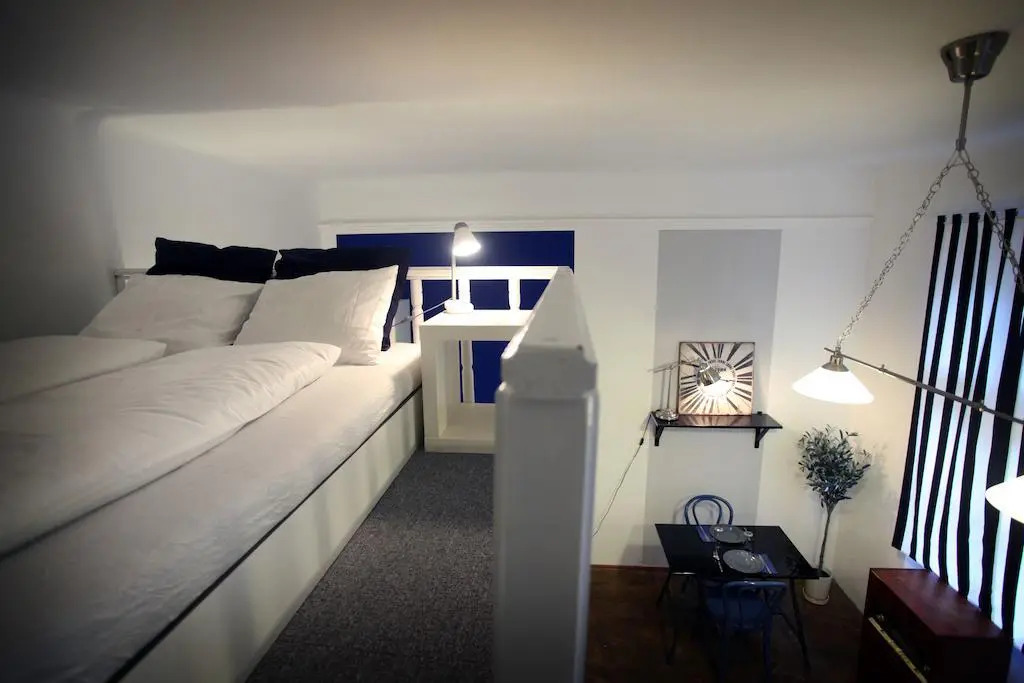 Trendy Equipped Apartment