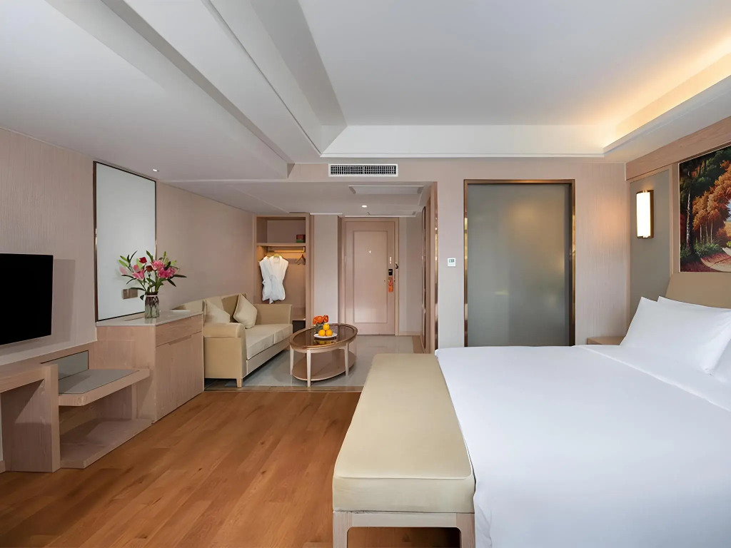 Vienna International Hotel (Beijing Qingyuan Road Metro Station)