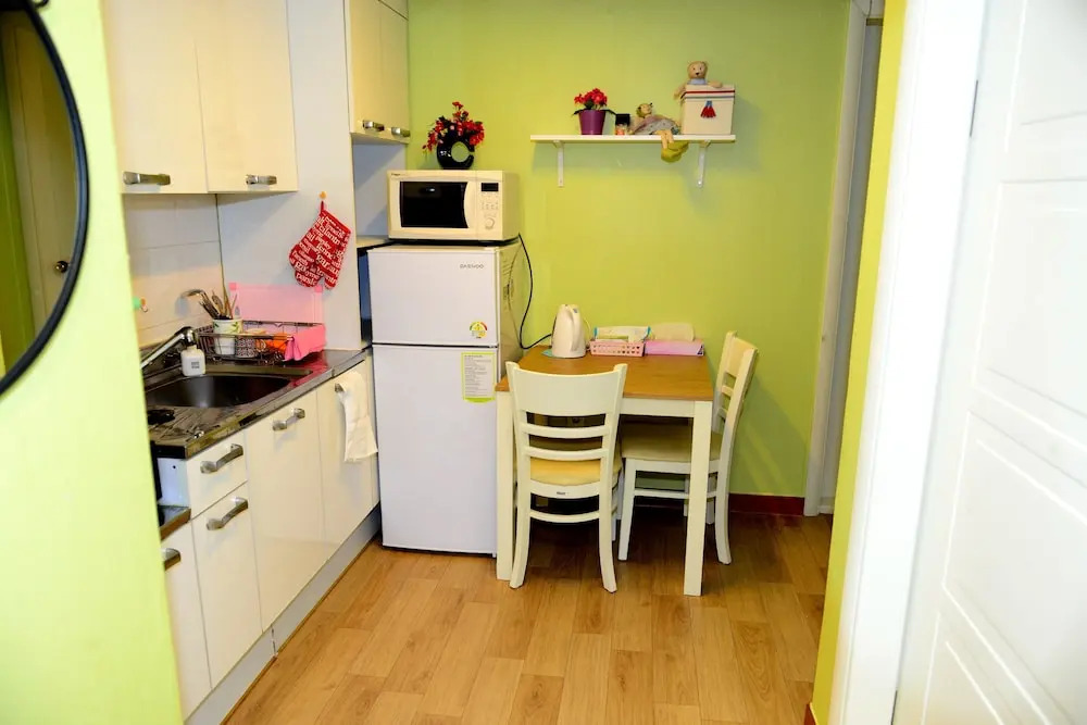 My Little Guesthouse - Hostel