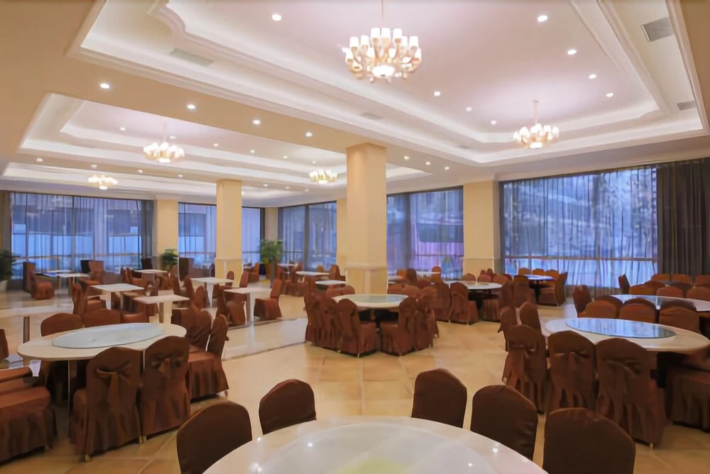 Venus International Hotel