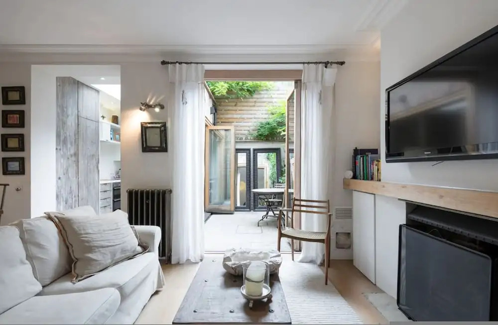 Retreat to a Stylish 1 Bedroom Flat in Chelsea