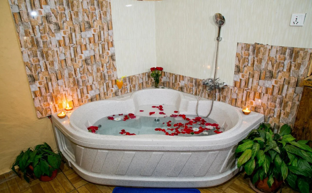 Hotel Tourist Residency And Homeland Forest Villa