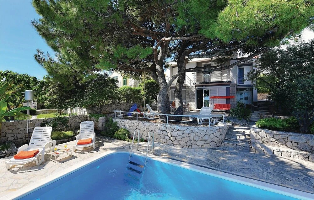 Four-Bedroom Holiday Home In Rogoznica