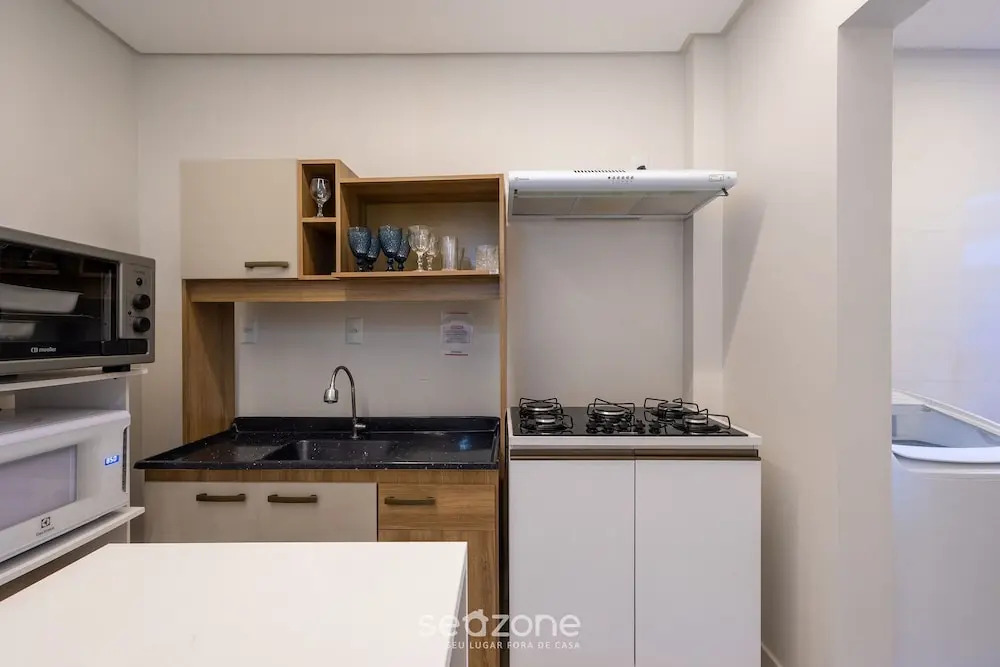 Modern and Exclusive Apartments in Meia Praia, 450m From the Beach - EST