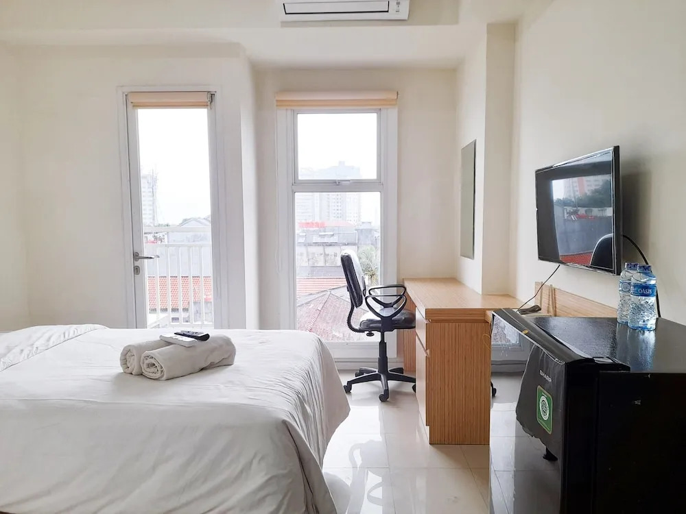 Compact Studio Parahyangan Residence Apartment near UNPAR