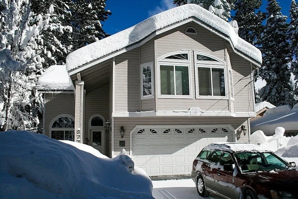 Wolfpack Refuge 4 Bedroom Home by RedAwning