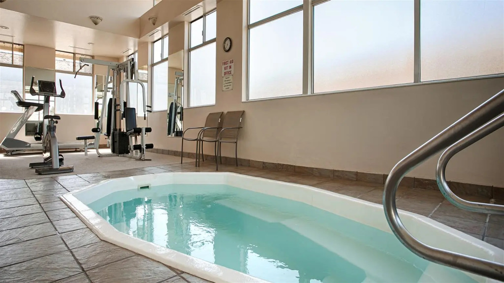 Econo Lodge Inn & Suites Vernal near Dinosaur Monument
