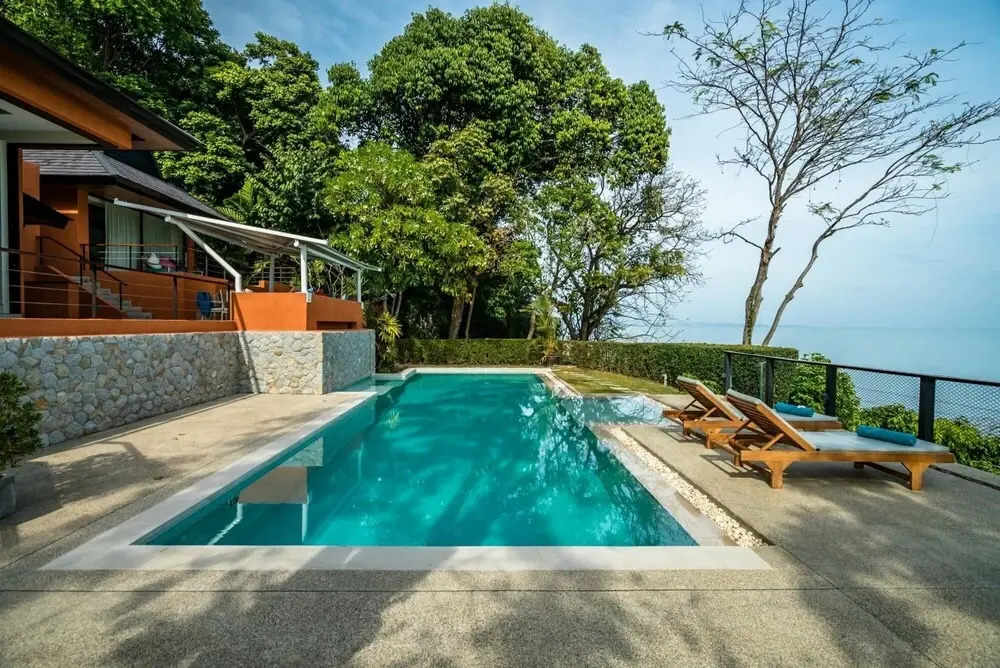 Nam Bo Villa by Lofty - Oceanfront Private Pool Villa With Maid and Cook