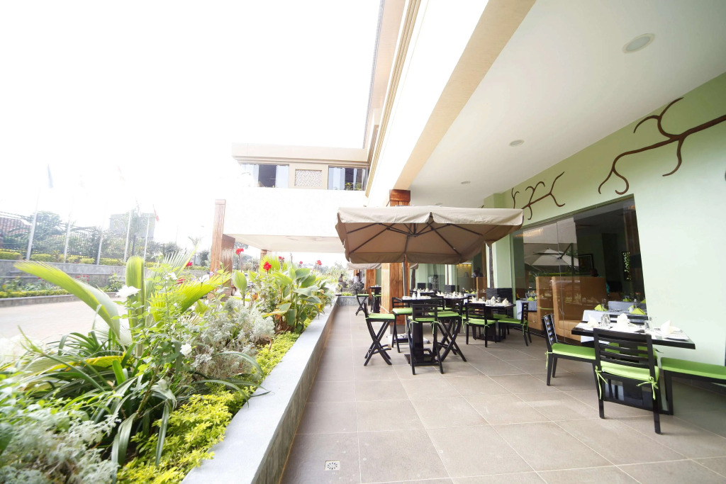 Отель Best Western Premier Garden Entebbe