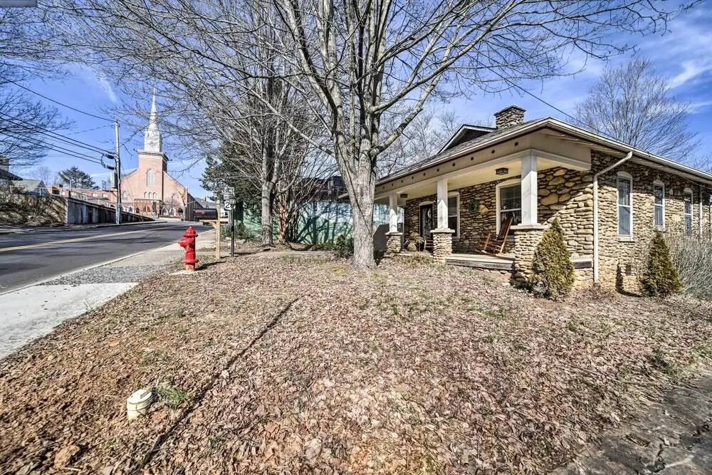 Quaint Home with Porch in Downtown Waynesville!