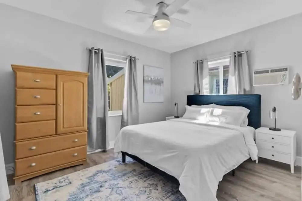 Dream 4 Bed Oasis With Pool Parking For 2 Cars
