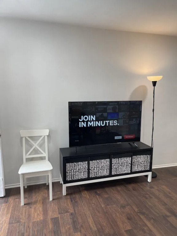 Hollywood Business Apartments