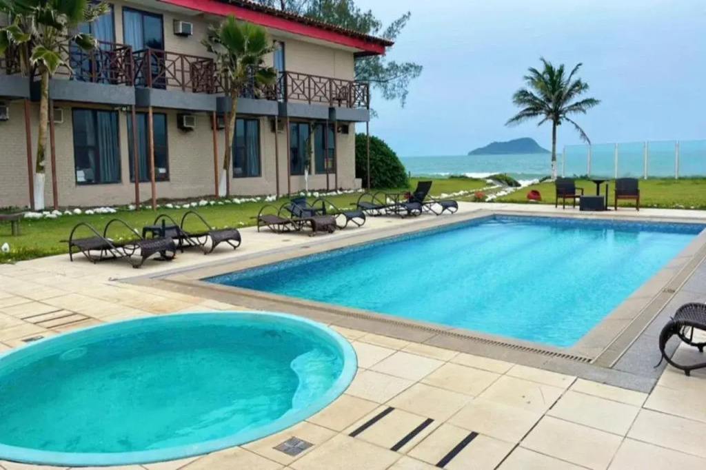 Hanna Buzios Al Mare Hotel