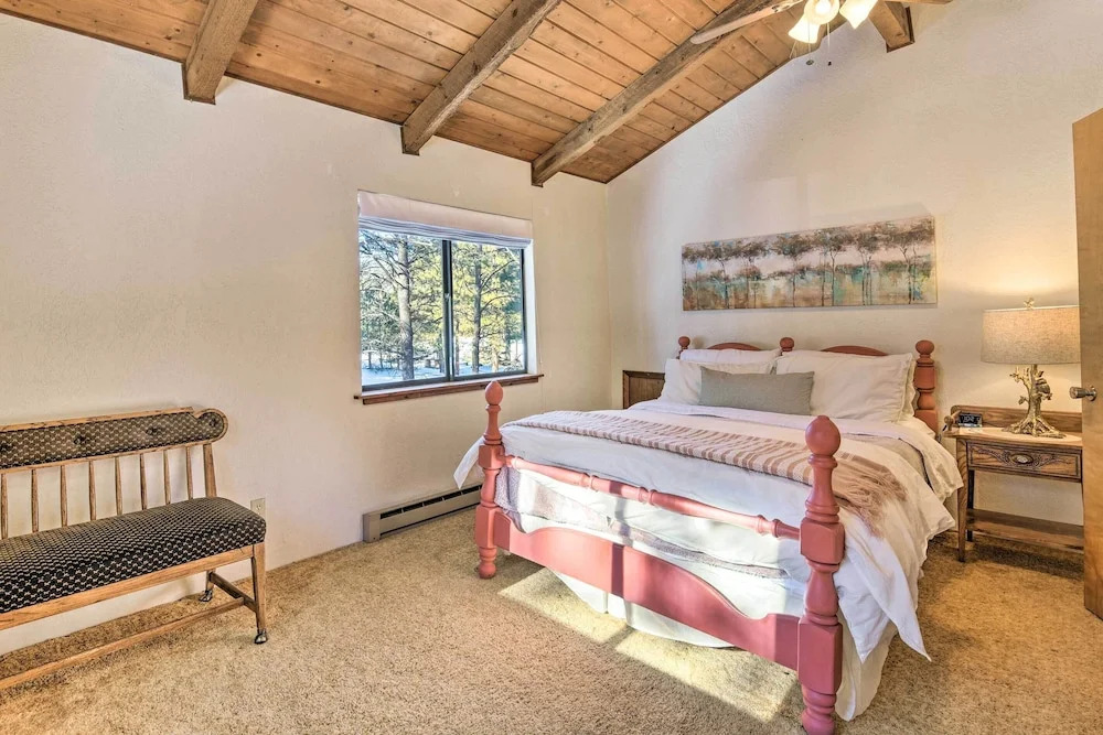 Angel Fire Cabin < 3 Miles to Skiing, Golf & Lake