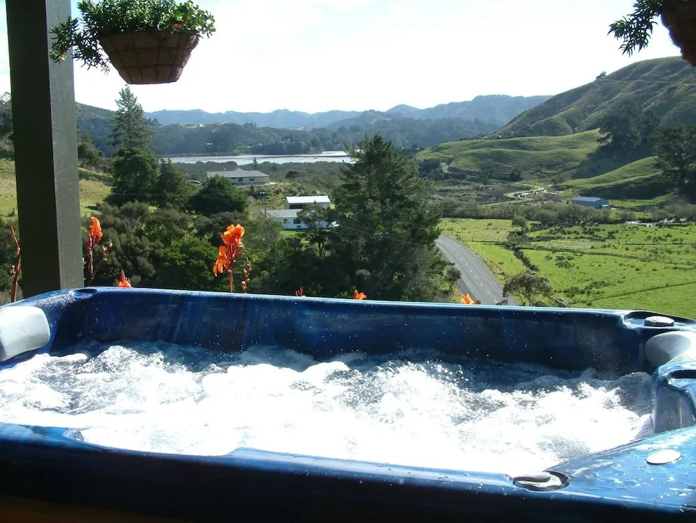 Coastal Chalet Suites Whangaroa