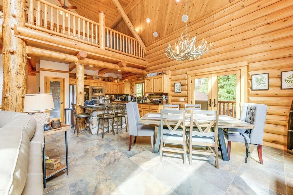 Mountain Cabin w/ Hot Tub: 4 Mi to Shaver Lake!