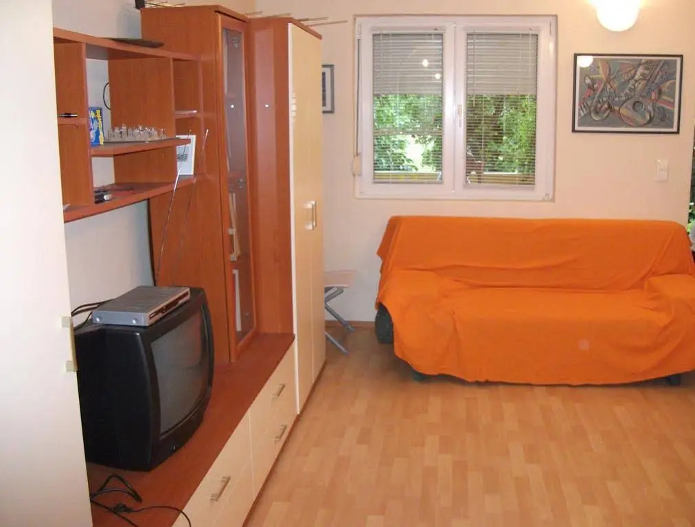 Apartment Iris