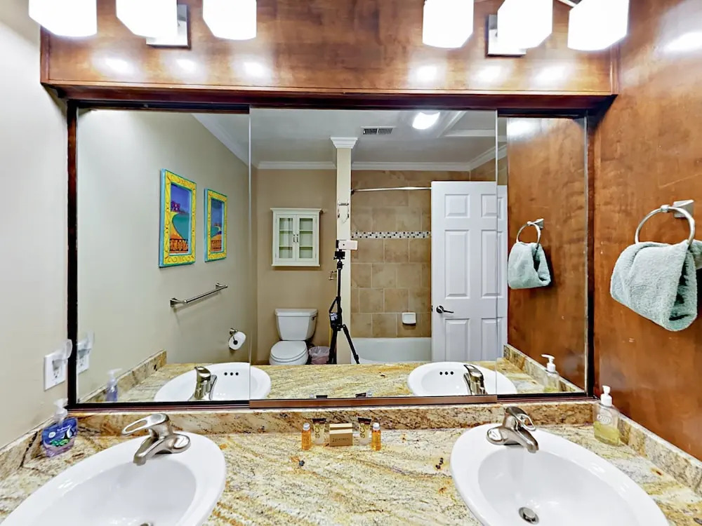 474 Capri Dr Home