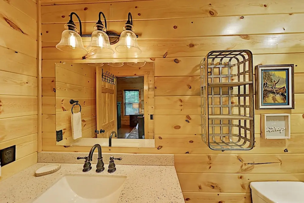 Lakpow45 3 Bedroom Cabin