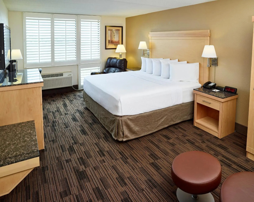 LivINN Hotel St. Paul – I-94 – East 3M Area