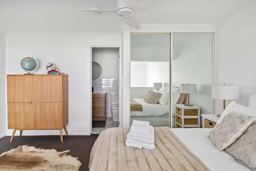 Loft Style Apartment in the Heart of Surry Hills