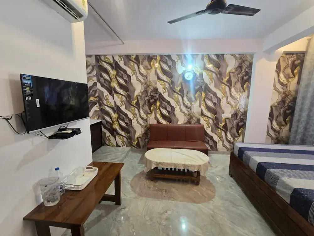 Hotel Aarav Palace