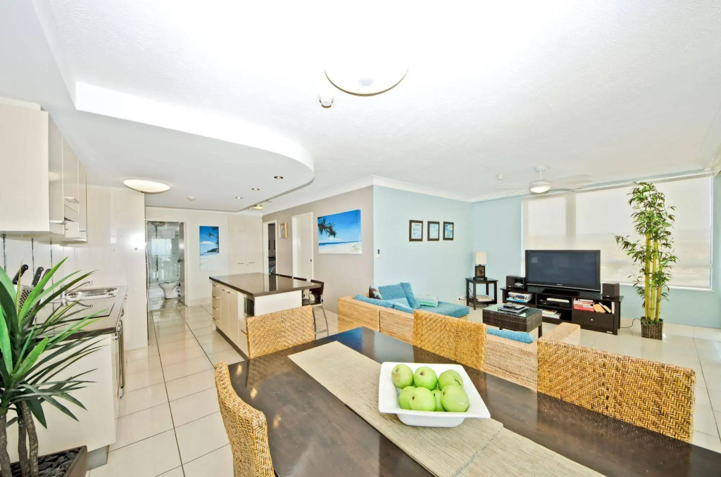 Burleigh Beach Tower